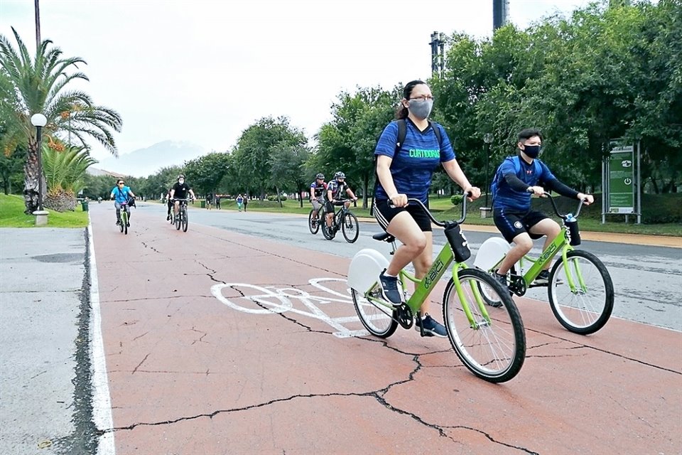 Si no recibe recursos urgentes del Gobierno, el Parque Fundidora podría cerrar definitivamente sus instalaciones este año.