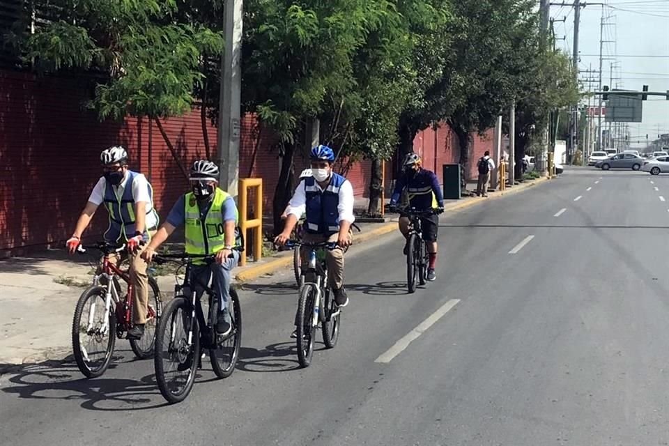 El titular del instituto dijo que esta ciclovía iría por el carril izquierdo para evitar el bloqueo de bahías de transporte.