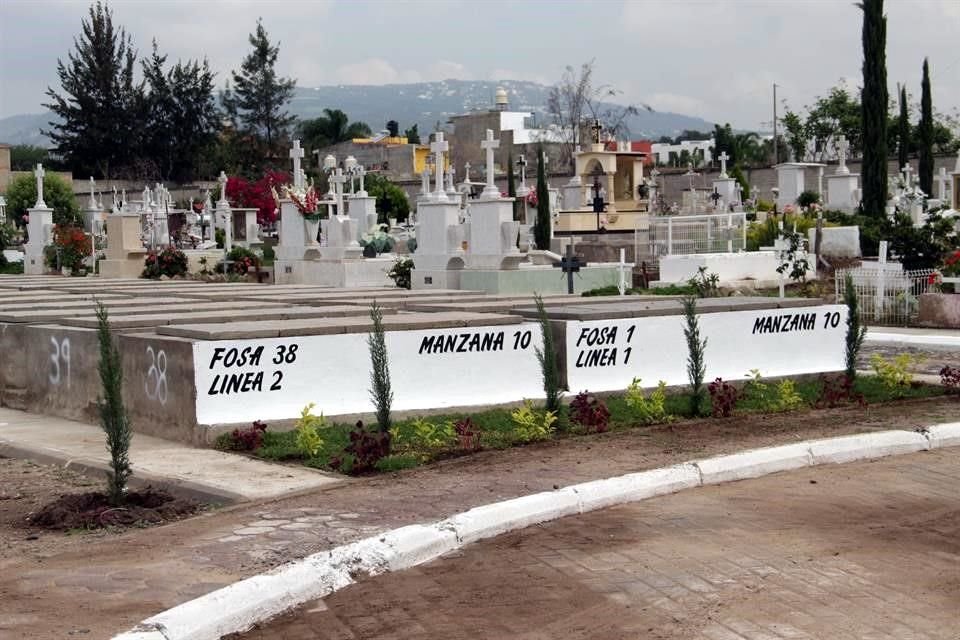 En el lugar se acondicionó un área del panteón para una fosa con más de 400 nichos exclusivos.