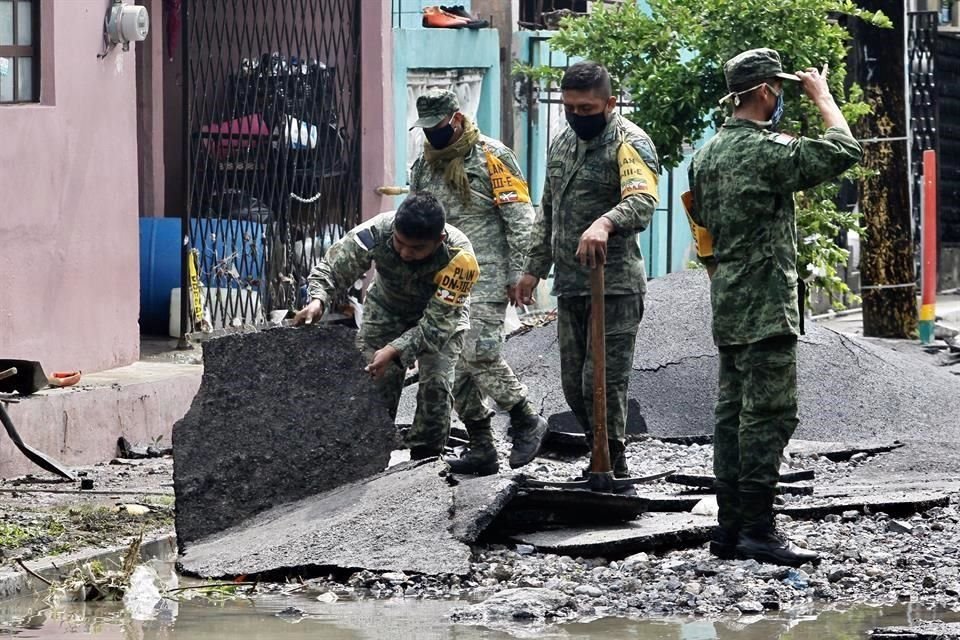 La carpeta había sido puesta apenas hace cinco meses acorde a vecinos de la calle Cordillera de Los Himalaya, en Las Puentes, 4to Sector.