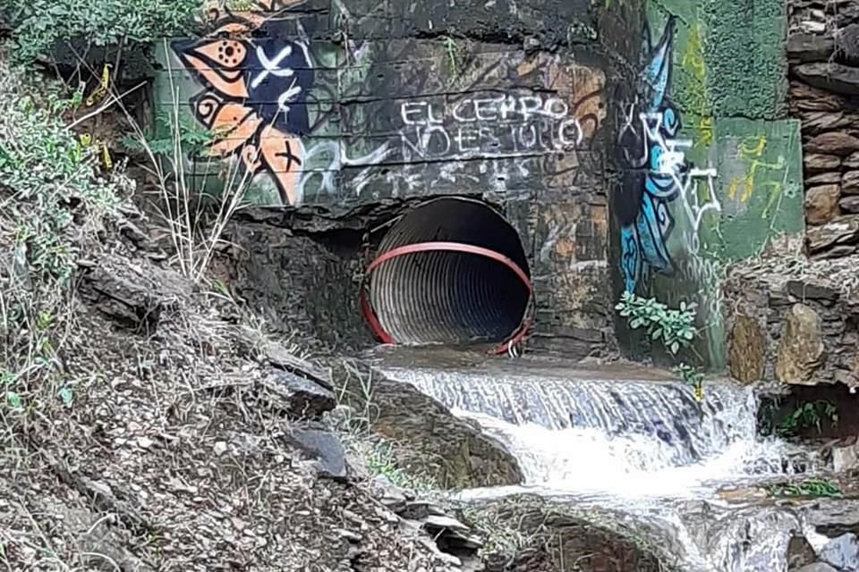 Tras el paso de la tormenta 'Hanna', vecinos captaron el ducto ya liberado y celebraron lo ocasionado por la naturaleza.