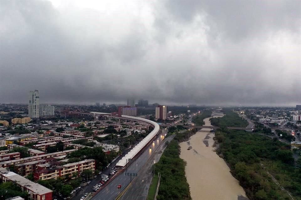 Las lluvias en Monterrey por el paso de la tormenta 'Hanna' dejaron un acumulado de 323 milímetros de agua.
