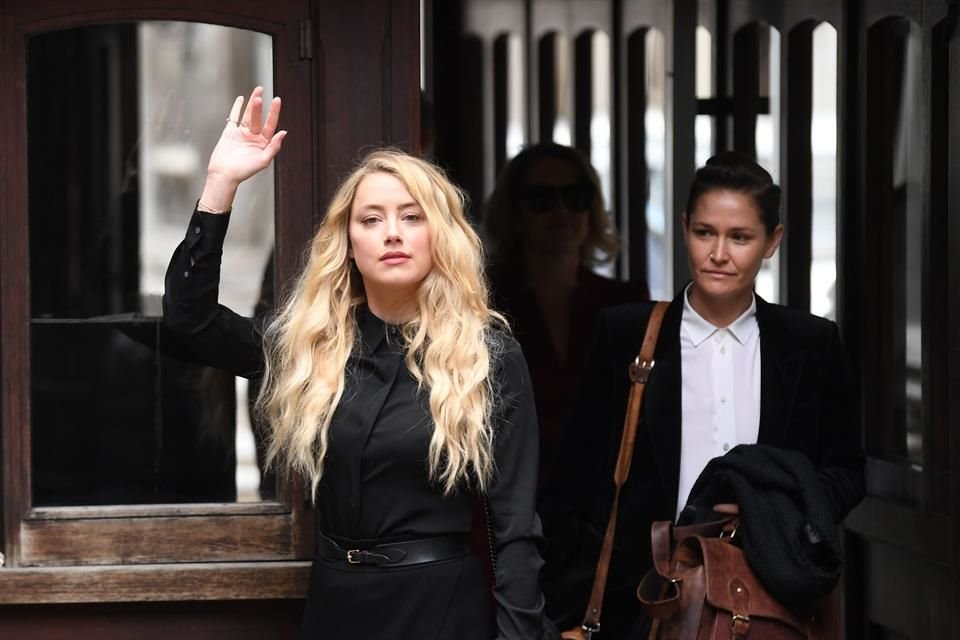 Las declaraciones de Amber Heard fueron apoyadas por la abogada de The Sun, quien indicó que las pruebas no dejaban dudas de que Johnny Depp la maltrató.