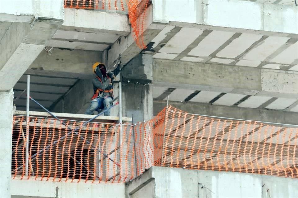 Los aumentos de vivienda coinciden con las alzas de los materiales de construcción.