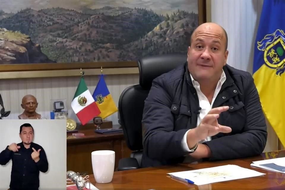 Alfaro presentó gráficas en las que señaló que bajaron los robos a negocio, a persona, casa habitación, vehículo particular y motocicletas.