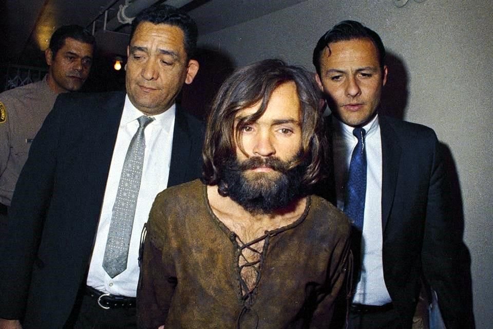 Charles Manson fue el líder del culto hippie que orquestó uno de los homicidios más sangrientos de Estados Unidos.