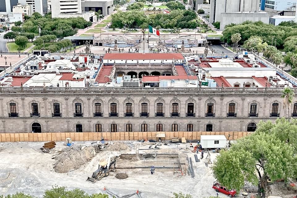 Los trabajos avanzan en el área donde se ubicará la Explanada Cultural.