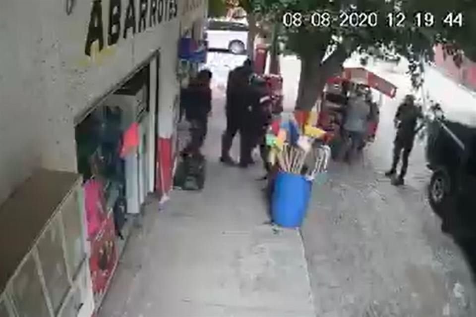 La Fiscalía del Estado negó que su personal o el de otra corporación policial privara de la libertad a un hombre en Tonalá el sábado.