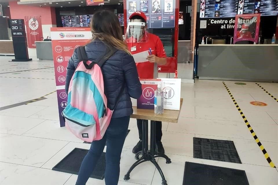 Andrea fue la primer visitantes de un complejo ubicado en el sur de la ciudad.