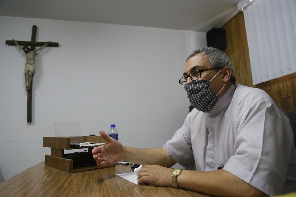 Francisco de Asís, Director de Cáritas.