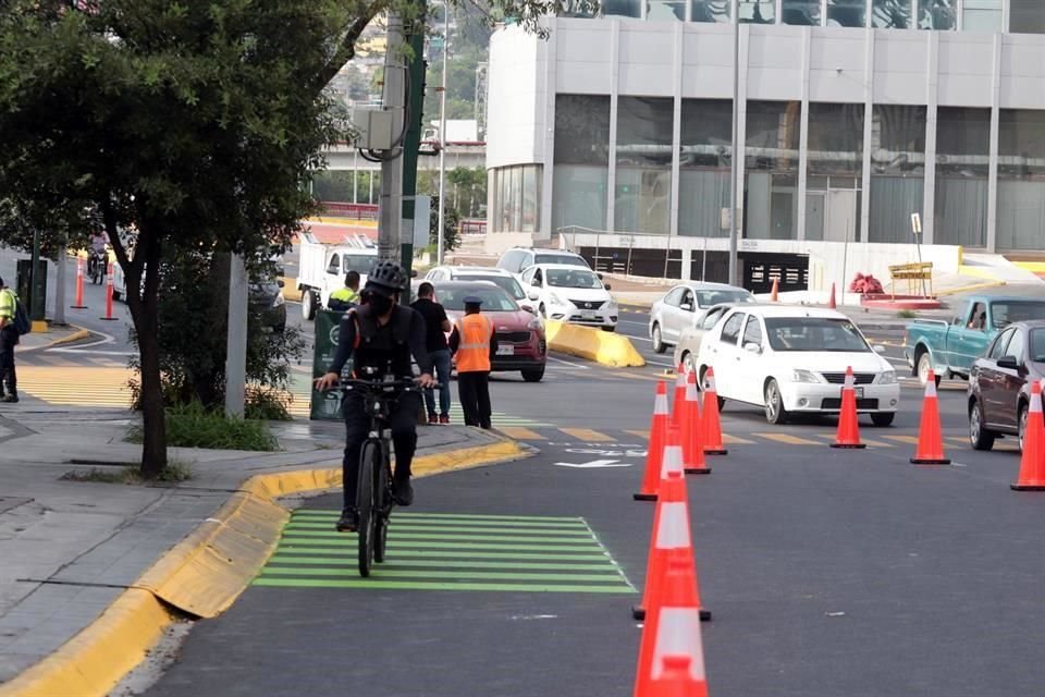 Este carril se probará durante dos semanas y va desde Morones Prieto hasta Juan I. Ramón. 