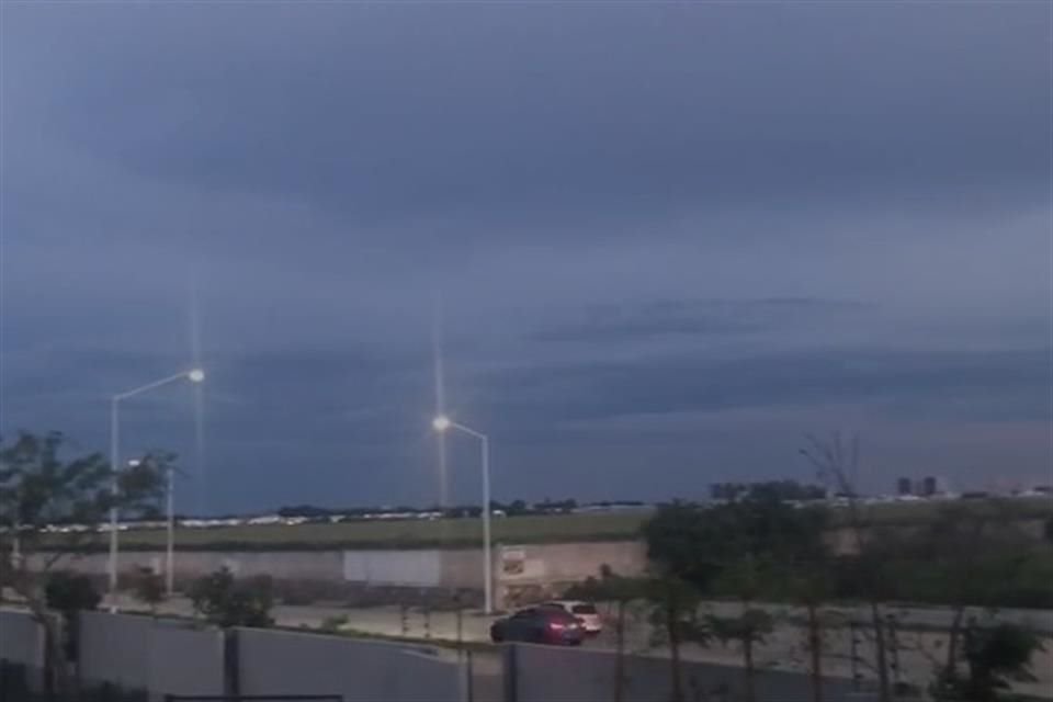 Vecinos afirman que los arrancones se realizan por jóvenes desde el Tecnológico hacia Base Aérea.