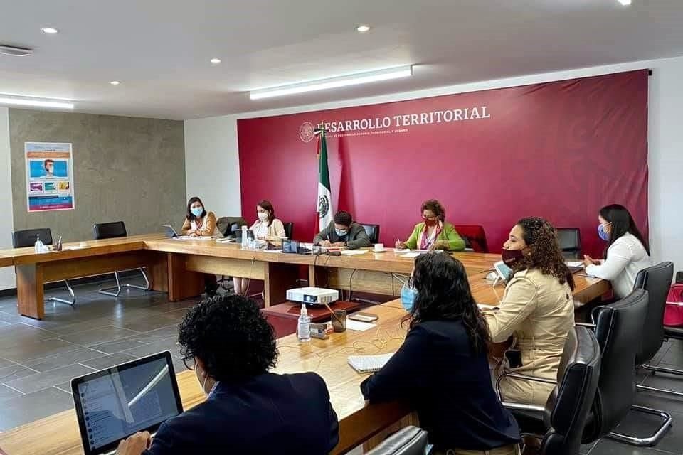 La Alcaldesa acudió a una mesa de trabajo con autoridades federales.