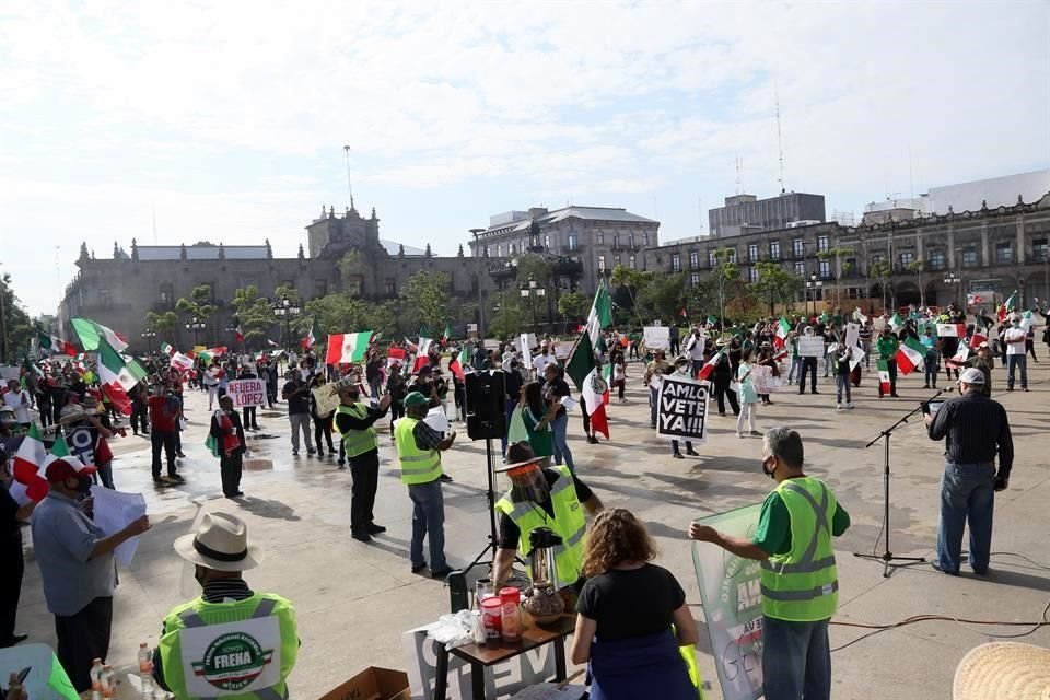 Frena se define como una corriente ciudadana, sin patrocinio de partidos políticos, que tiene la misión de deponer a AMLO antes del 30 de noviembre.