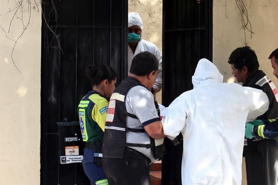 Los cuerpos de los menores fueron trasladados a la morgue.