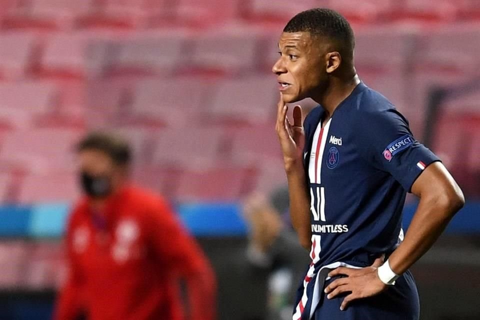 Kylian Mbappé fue otro que no ocultó su desencanto por la derrota.