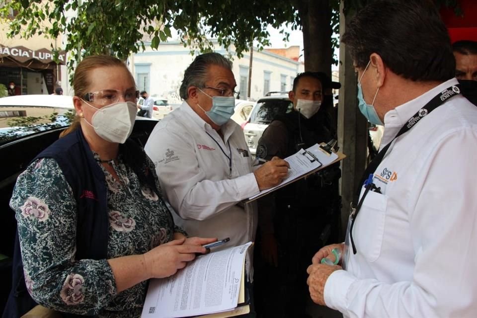Ayuntamiento de Guadalajara informó de la clausura de 14 establecimientos en la zona de El Santuario, por diversos incumplimientos.