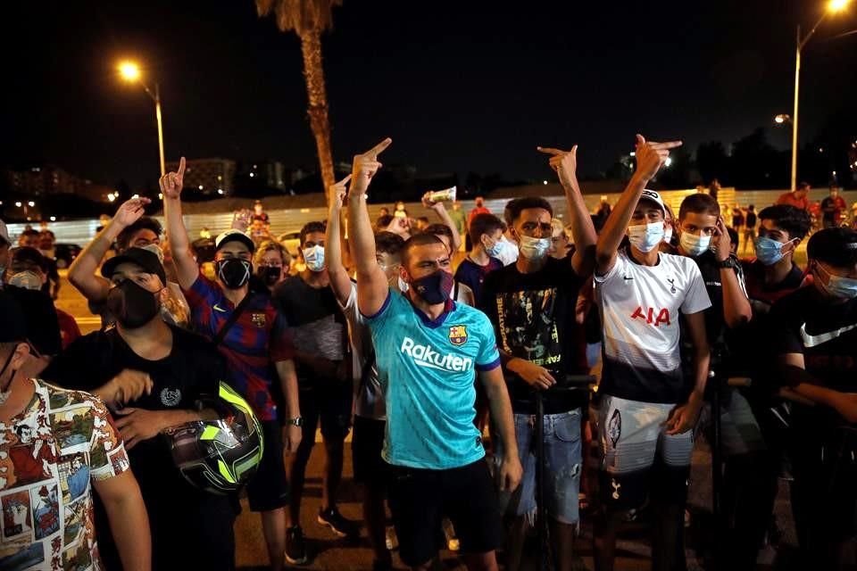 Los aficionados han estallado en ira tras el anuncio del argentino.