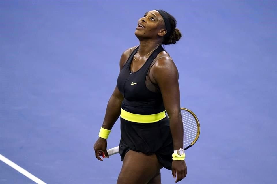 Serena Williams no daba crédito a lo que estaba pasando en la cancha.