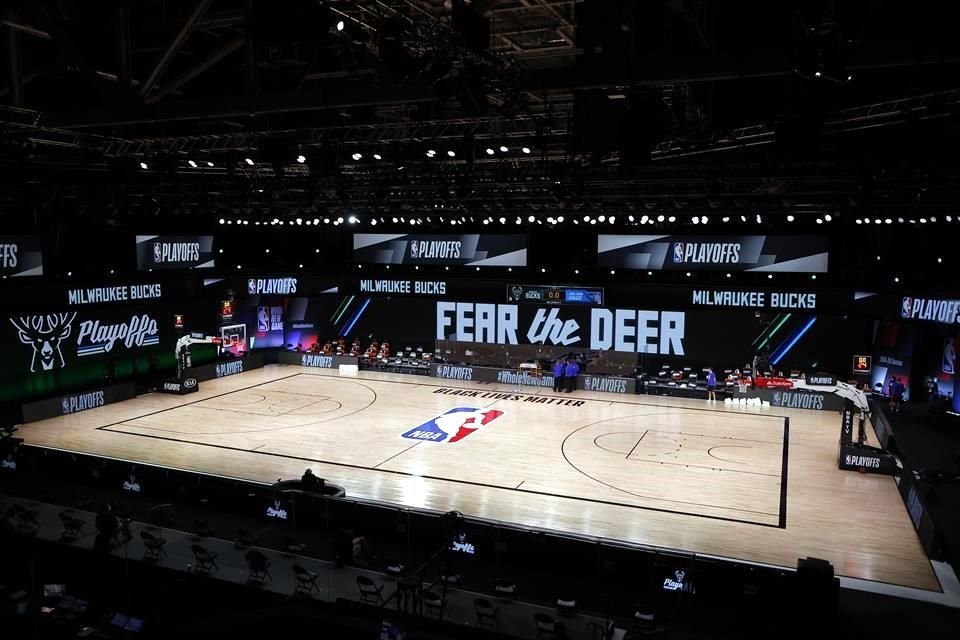El encuentro iba a ser el quinto de la serie entre Bucks y Magic.