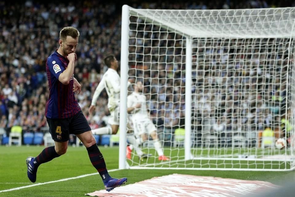 Ivan Rakitic regresará al Sevilla, del que salió en 2014 para ir al Barsa.