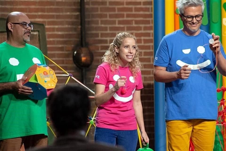 Octavio Bárcenas, Laura López y Luis Magaña, socios de Flivers, consideran que participar en 'Shark Tank' les dejó grandes aprendizajes.