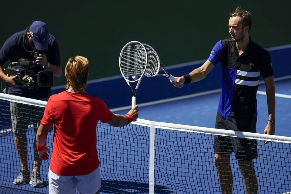 El ruso (der.) está en la siguiente fase del US Open.