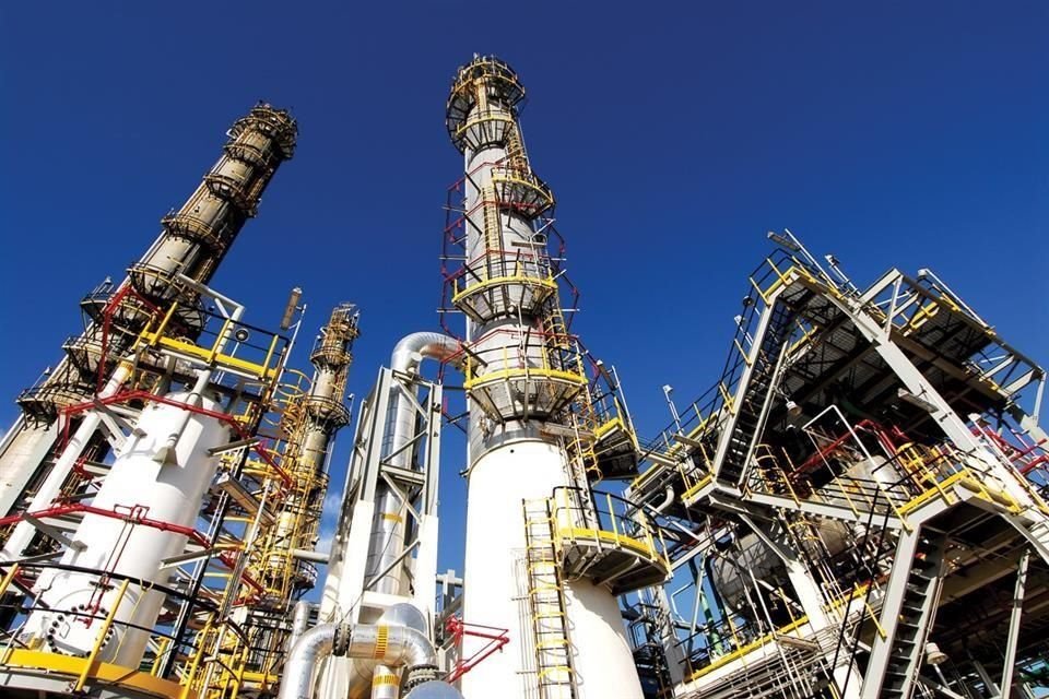 La entrega de las acciones de Controladora Alpek marca el fin del proceso de escisión aprobado por los accionistas de Alfa el 24 de octubre de 2024.