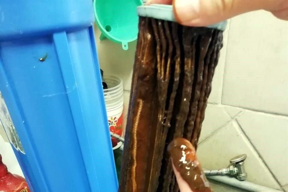 De abril a junio, el Siapa ha recibido 635 quejas de usuarios por el agua turbia.