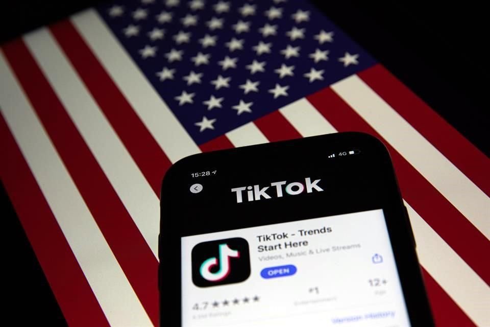 Las herramientas intensificarán la competencia de TikTok con Facebook Inc por el gasto en comercio electrónico, según el FT. 