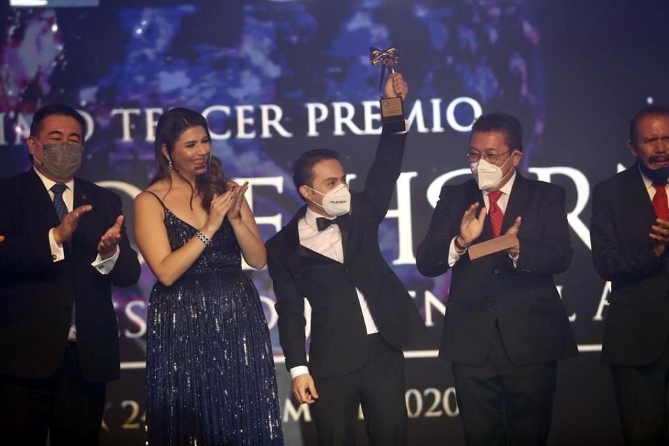 Aldo Sainz Hernández obtuvo el Premio Adolf Horn 2020.