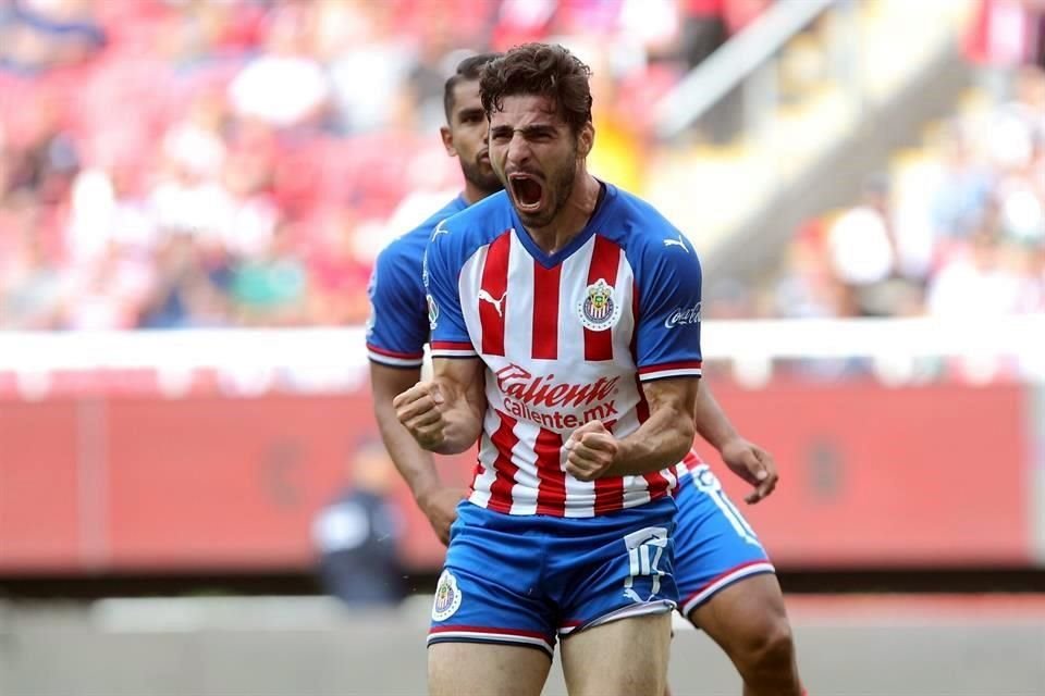 Vucetich destacó el rol del 'Pollo' Briseño en pro de su equipo cuando los partidos de las Chivas se complican.