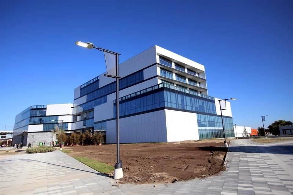 Ayer fue la presentación del Centro Integral de Servicios de Zapopan, ubicado en la Avenida Laureles.