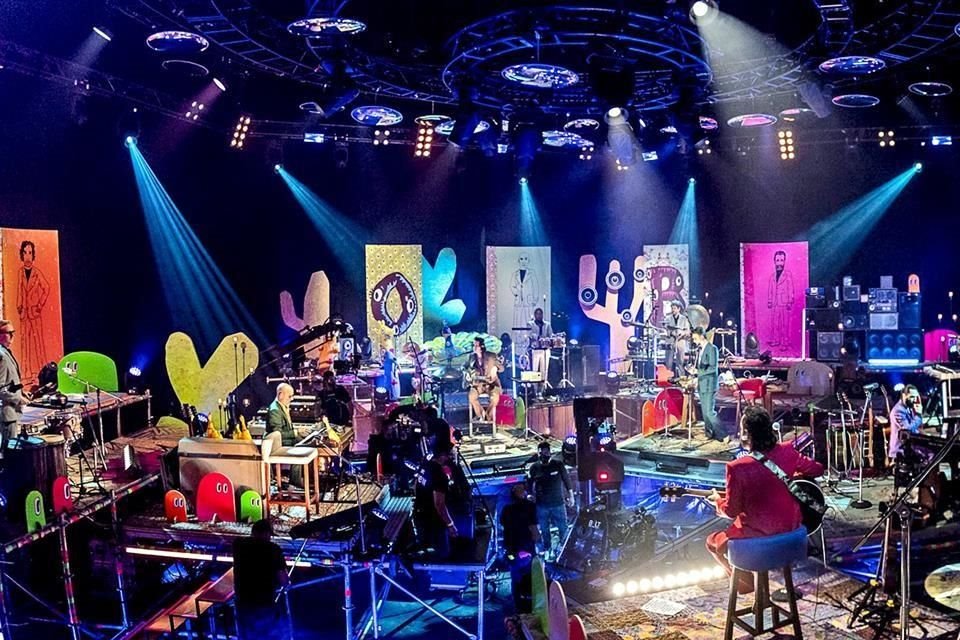 El show 'Fobia: MTV Unplugged', se grabó sin público, por la contingencia sanitaria, en el Frontón México.