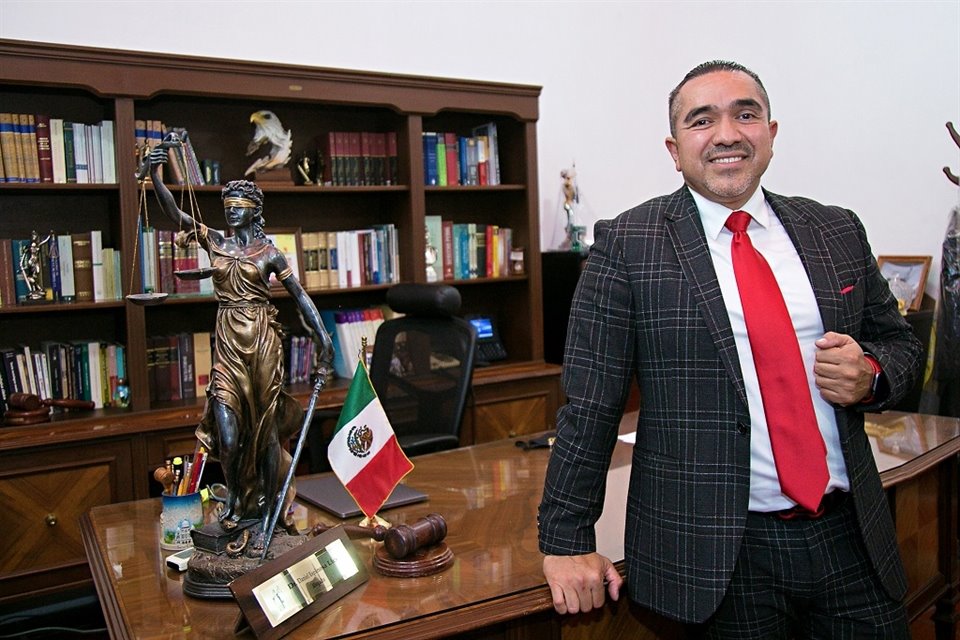Daniel Espinosa Licón, Magistrado aspirante a presidir el Poder Judicial.