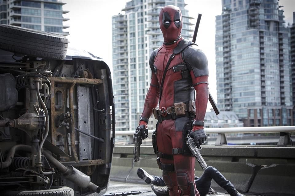 Kevin Feige quiere que Deadpool se integre a las filas de los superhéroes de Marvel en Disney, y por ello está en charlas con Ryan Reynolds para firmar un nuevo contrato.