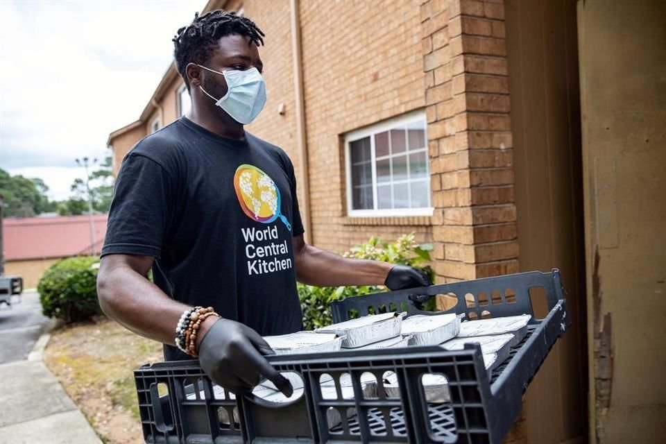 World Central Kitchen surgió en 2010 para ayudar a los damnificados por el terremoto de Haití. Hoy es una de las mayores organizaciones en demostrar la gastronomía como herramienta de cambio social