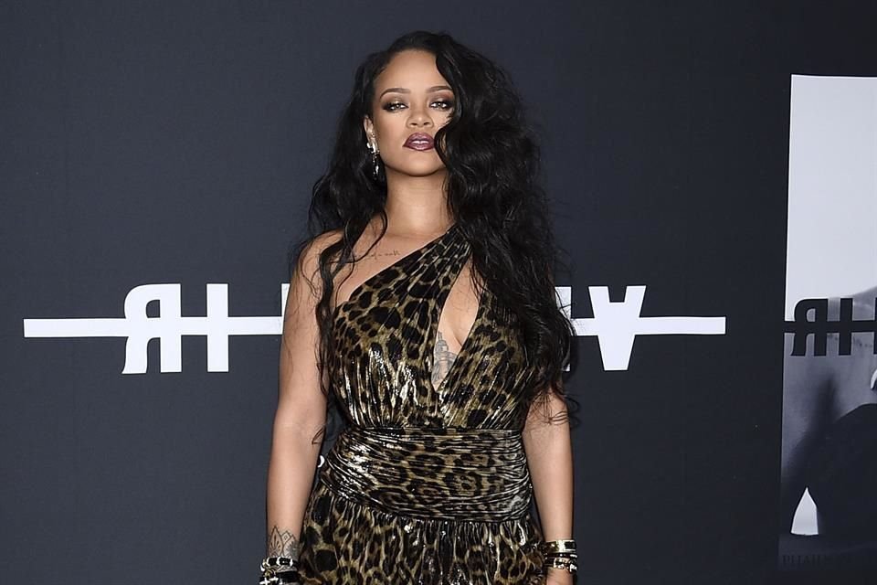 Rihanna lamentó que se usara un hadiz islámico en su documental 'Savage X Fenty Show Vol. 2', y pidió disculpas por ello.