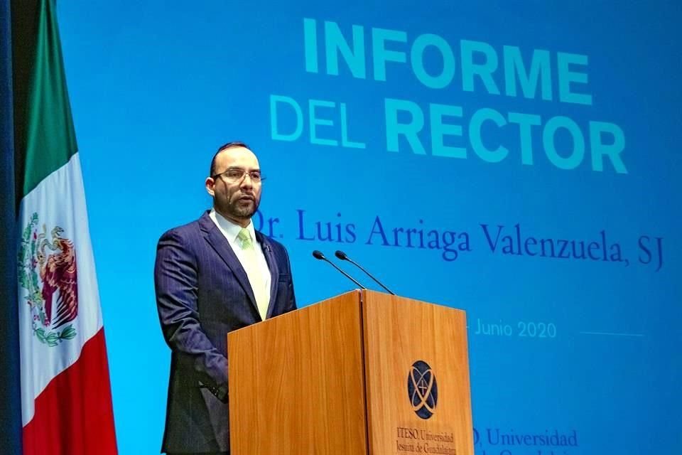 Luis Arriaga, Rector del ITESO, durante el Segundo Informe.
