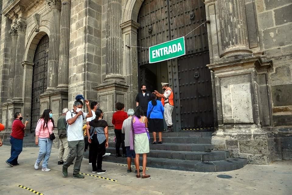 Las iglesias estarán abiertas de lunes a viernes, con medidas sanitarias.
