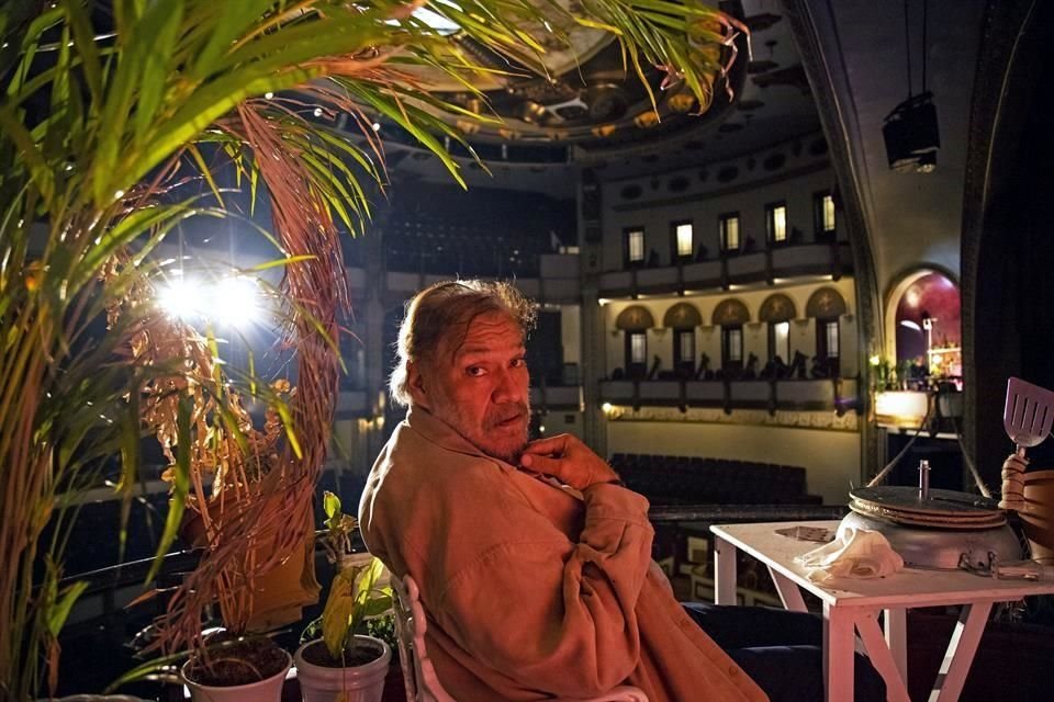Joaquín Cosío interpreta a Franco