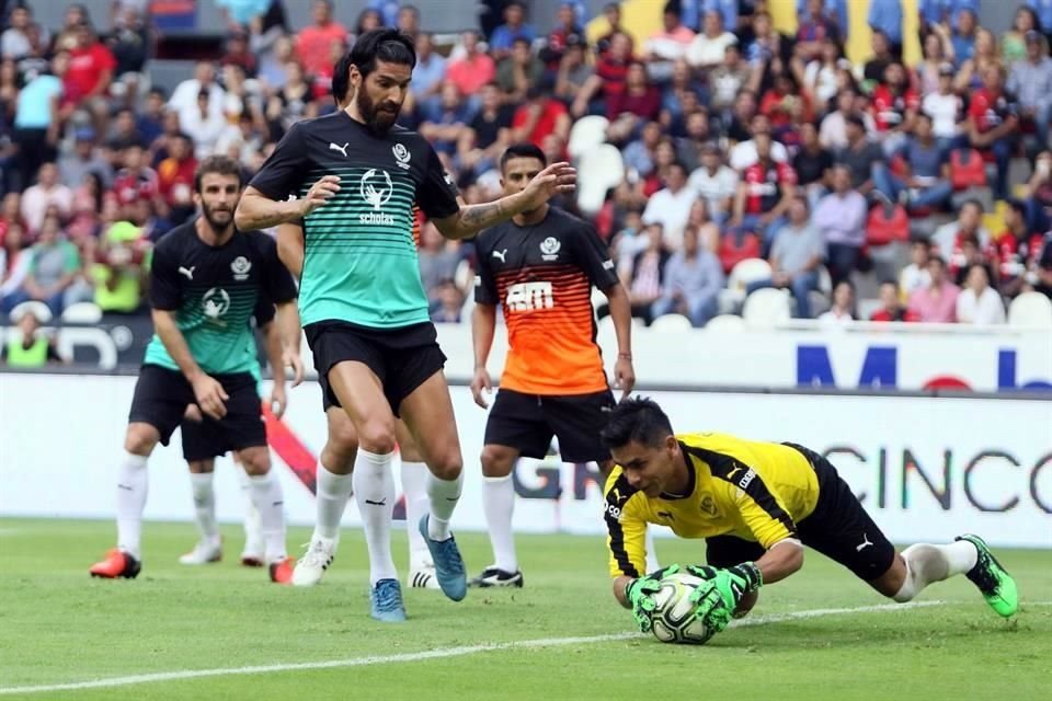 Abreu estuvo en Guadalajara en junio de 2019, para el partido de despedida de Rafa Márquez.