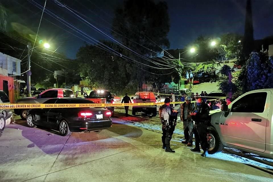 Cuando platicaba con una mujer, con quien presuntamente tenía un relación, un joven fue atacado y asesinado por un sujeto en Guadalajara.