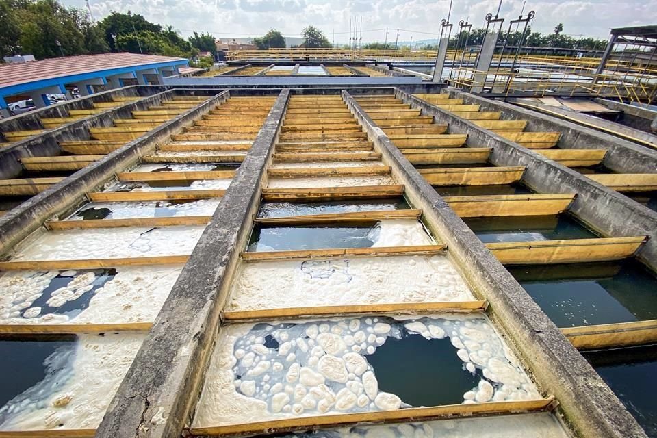 El Gobernador entregó hoy obras de modernización y ampliación de la planta potabilizadora de San Gaspar.