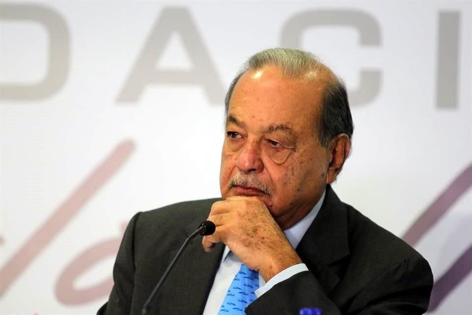 Carlos Slim contrajo Covid-19 a los 81 años de edad.