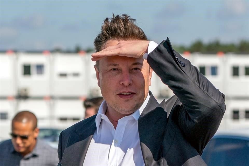 El alza del 670 por ciento de las acciones de Tesla este año ha impulsado el patrimonio neto de Elon Musk desde 27 mil millones de dólares a 155 mil millones.