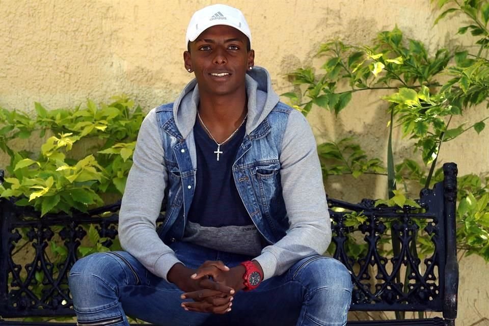 Joao Maleck y sus abogados están convencidos de que por ser él un jugador de futbol y de raza negra, las autoridades le cargaron la mano.