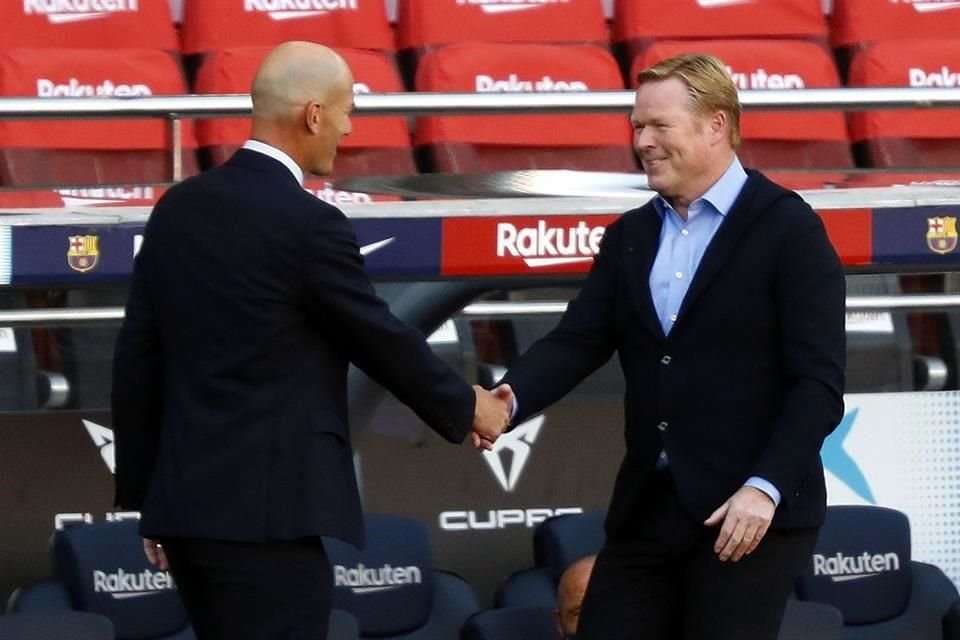 Zidane le ganó la partida a Koeman.