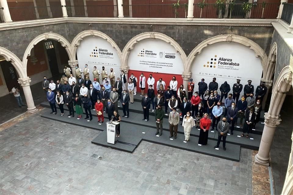 El Gobernador de Aguascalientes, Martín Orozco, durante el pronunciamiento.