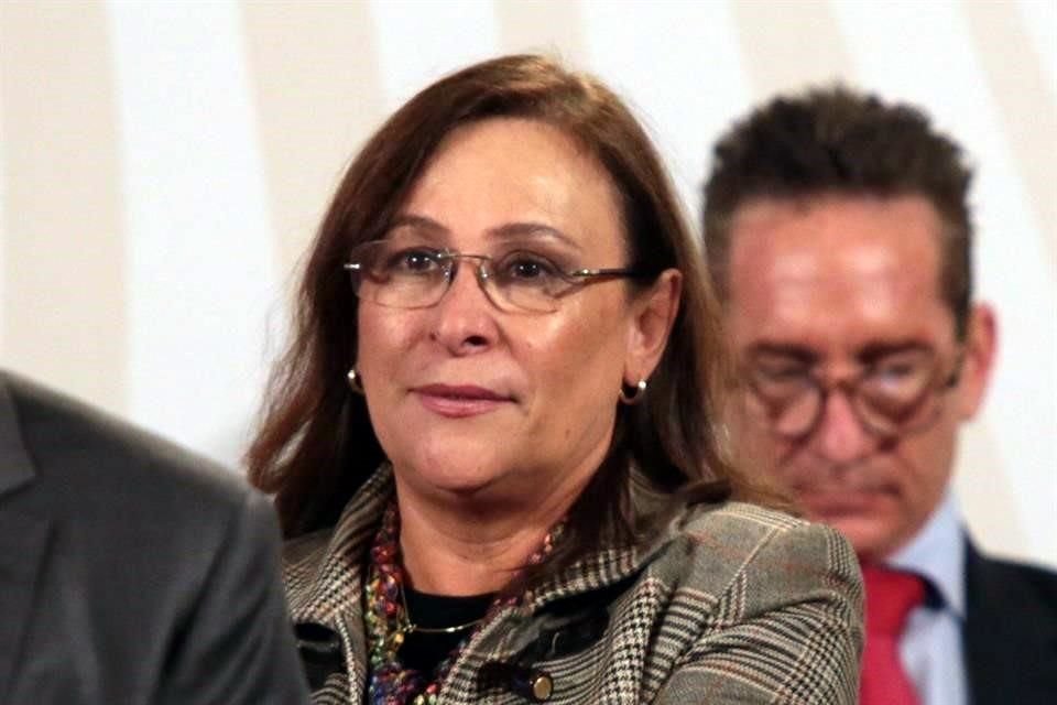 La Secretaría de Energía, que encabeza Rocío Nahle, podría hacerse cargo de la CRE y la CNH, como resultado de la reforma del Ejecutivo para que órganos autónomos sean absorbidos por Secretarías, prevén especialistas consultados.